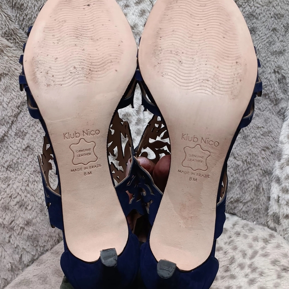 Klub Nico Leather Cut Out Heels - Picture 7 of 8